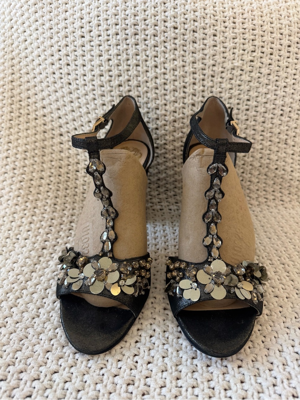 Vince Camuto Serafine Jeweled T Strap Heels 9M